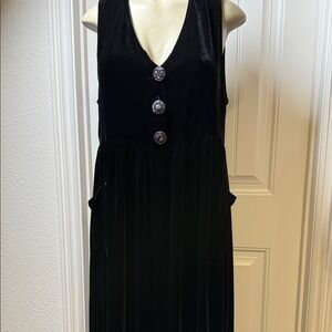 Kamellia Black Velvet Dress with Button Accents, cottage core, vintage , Y2k
